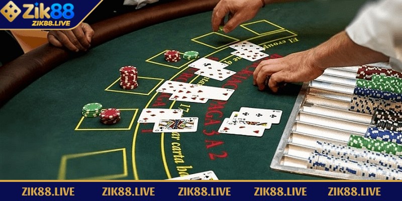 Game Bài Ăn Tiền - Trò Chơi Kinh Điển Để Bạn Săn Thưởng 2 Siêu phẩm game bài cào 3 lá cũng là trò chơi cực kỳ thịnh hành